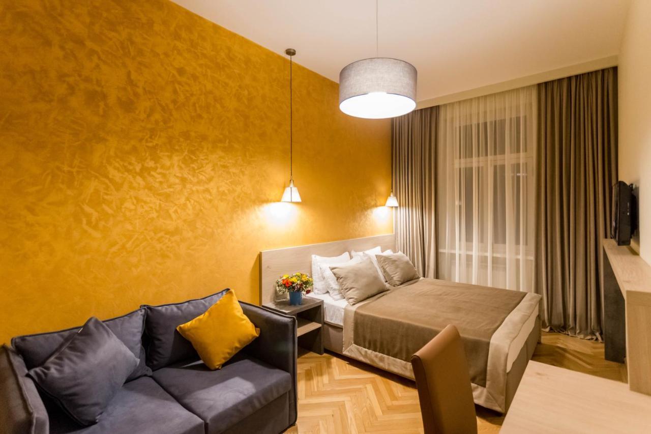 Luxury 3 Bedroom Apartment By Freedom Square City Center Tbilisi Ngoại thất bức ảnh