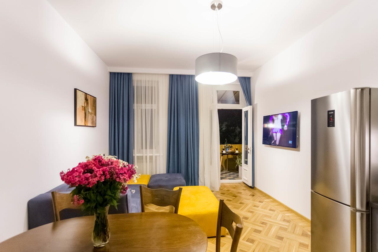 Luxury 3 Bedroom Apartment By Freedom Square City Center Tbilisi Ngoại thất bức ảnh
