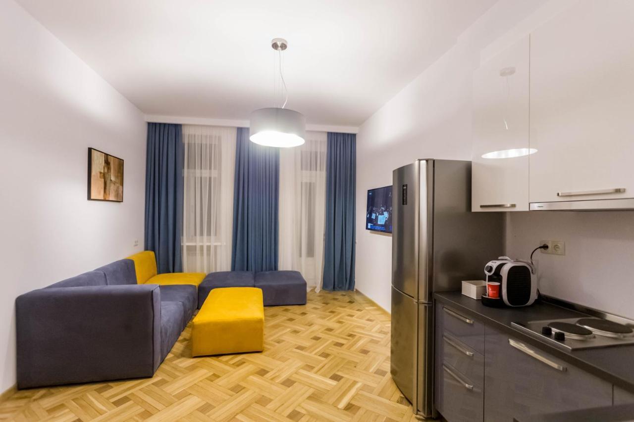 Luxury 3 Bedroom Apartment By Freedom Square City Center Tbilisi Ngoại thất bức ảnh
