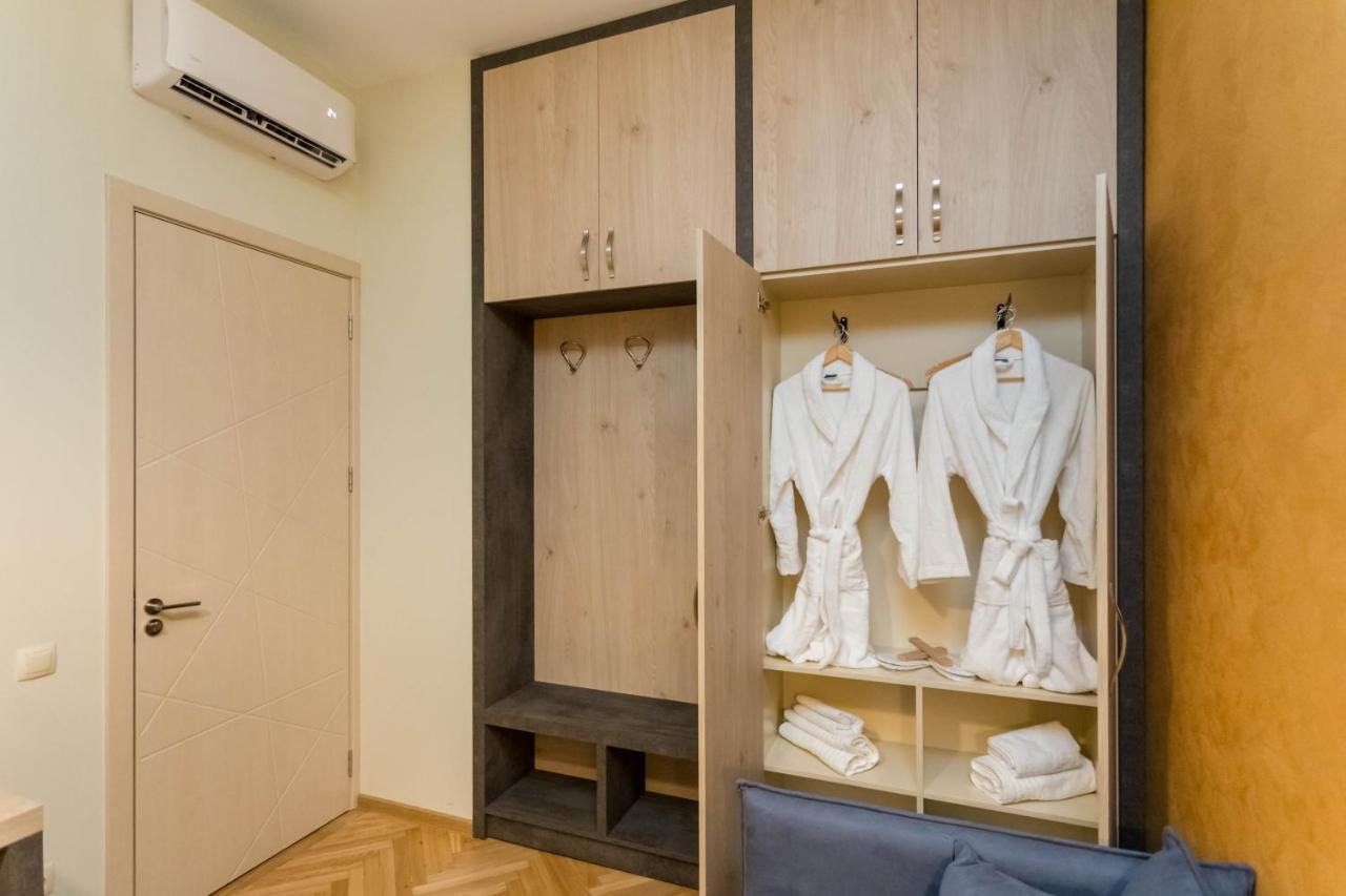 Luxury 3 Bedroom Apartment By Freedom Square City Center Tbilisi Ngoại thất bức ảnh