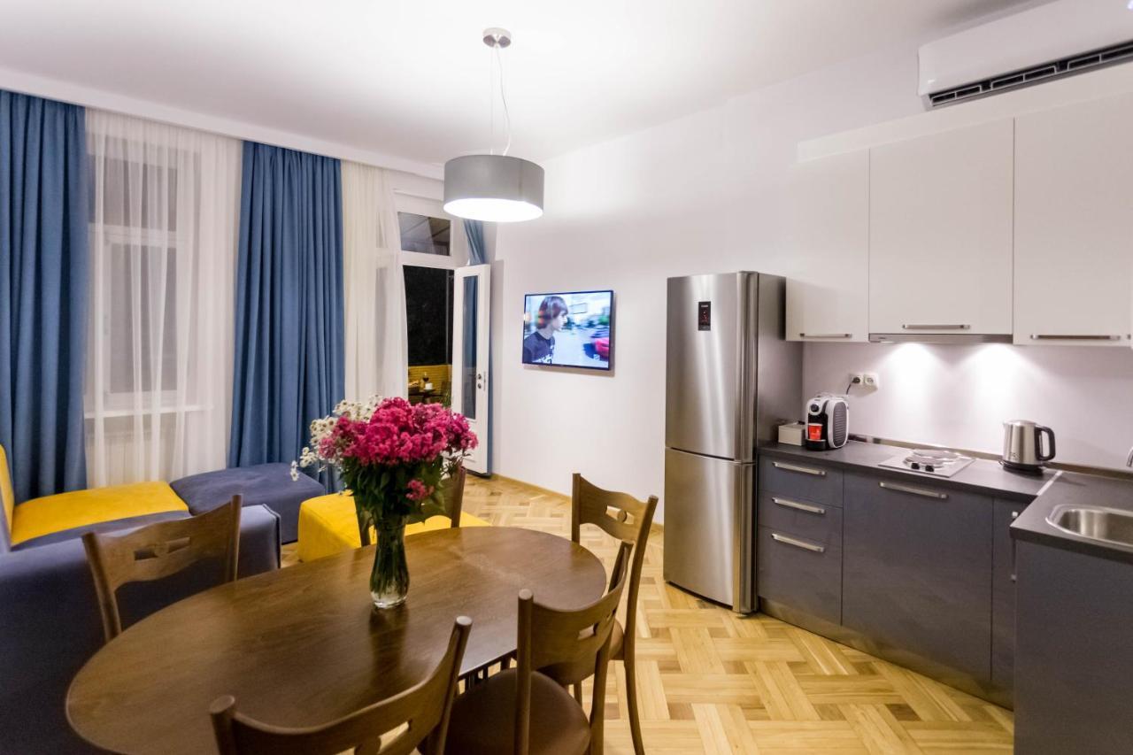 Luxury 3 Bedroom Apartment By Freedom Square City Center Tbilisi Ngoại thất bức ảnh