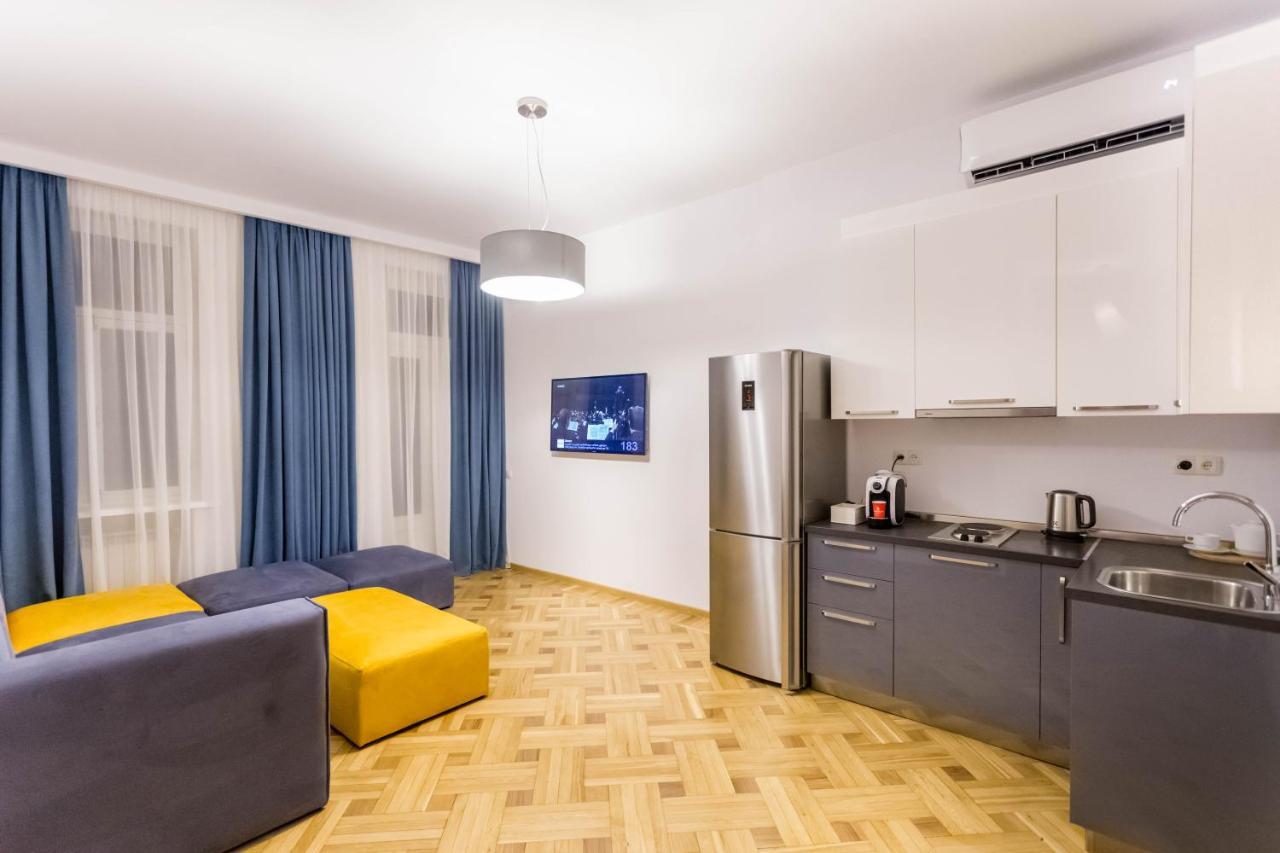 Luxury 3 Bedroom Apartment By Freedom Square City Center Tbilisi Ngoại thất bức ảnh